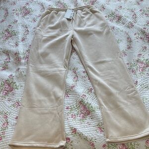 NWT Wilo Cream Fleece Pants